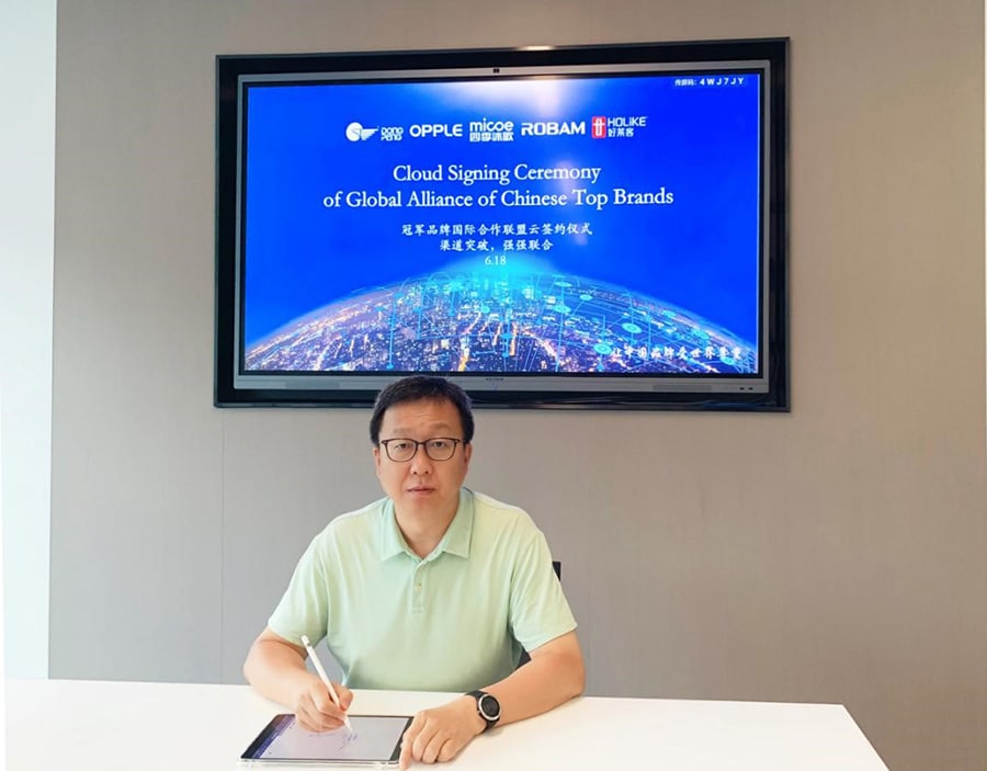 Jin Xin, General Manager of Opple International Business Dept.