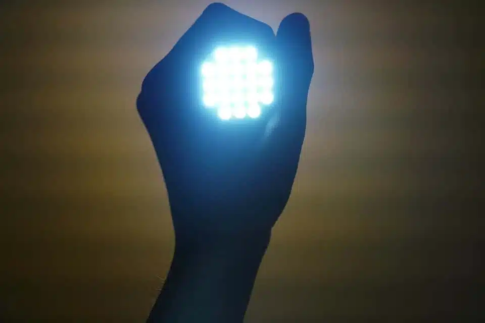 Lampu Opple vs Lampu Philips, Mana yang Lebih Unggul? 2 Opple vs Philips, Mana yang Lebih Unggul