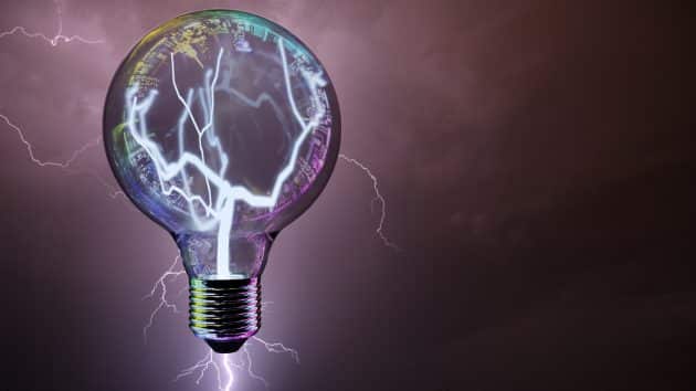 lampu led berkedip mengeluarkan energi listrik