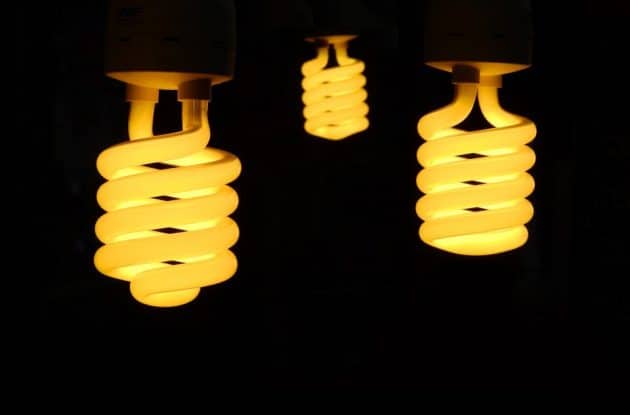 3 Lampu Bulb Warna Kuning