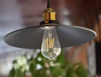 Ilustrasi lampu gantung